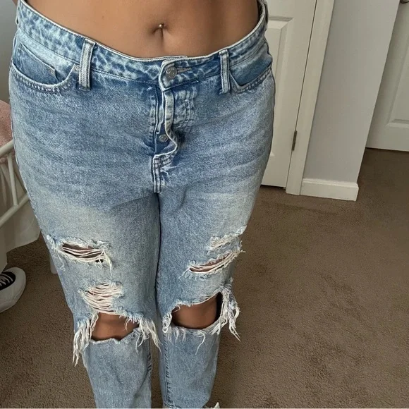 Simple Society Distressed Light Blue Boyfriend Jeans - Picture 5 of 12